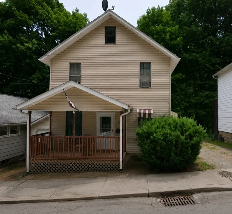 2 bed, 880 sqft, $895 — Photo 1