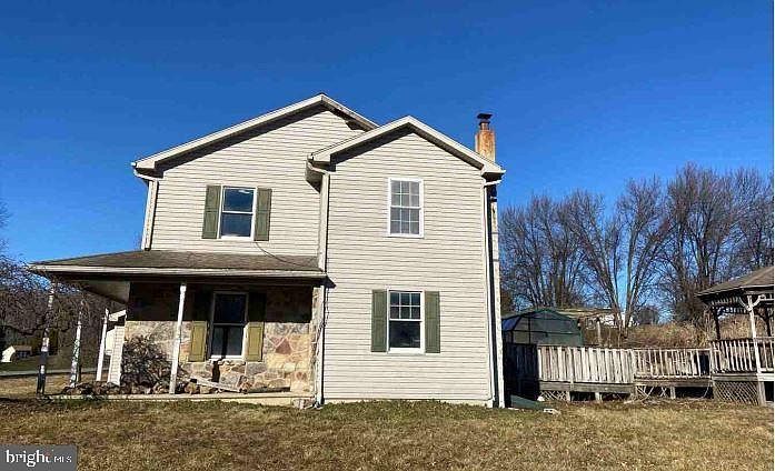 2nd image of 31 Clay Valley Rd