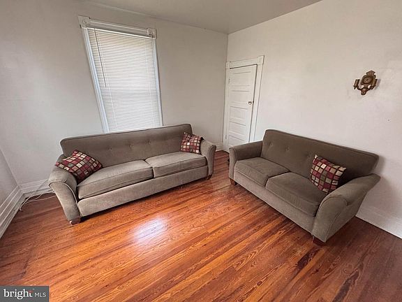 5th image of 4409 Leeds Ave