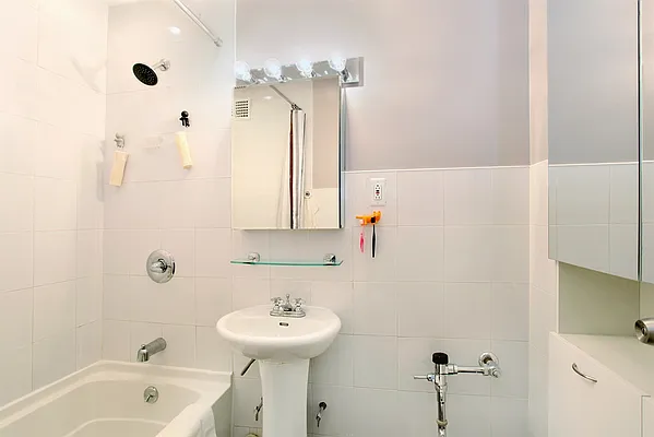 Sold by Corcoran | media 6
