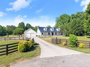 6147 Dahlonega Hwy, Clermont, GA 30527