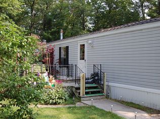 835 Gladewood Ln, Traverse City, MI 49686