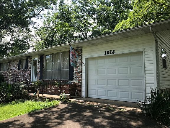 Attached One Car Garage