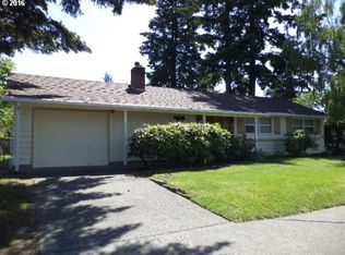 17910 SE Stark St, Portland, OR 97233
