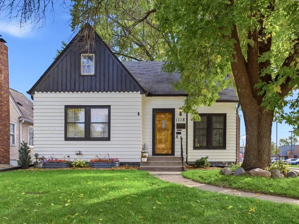 1118 Livingston Ave, West Saint Paul, MN 55118