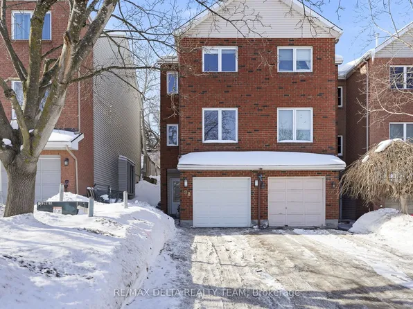 198 Provender Ave, Ottawa, ON K1K 4N7