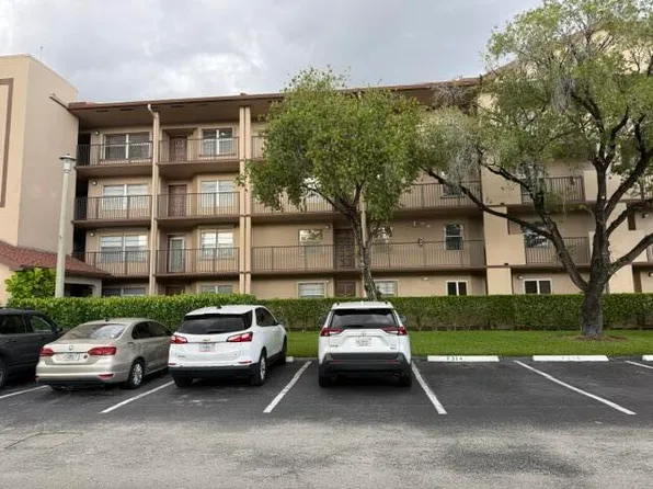 13455 SW 16TH Court #212F, Pembroke Pines, FL 33027