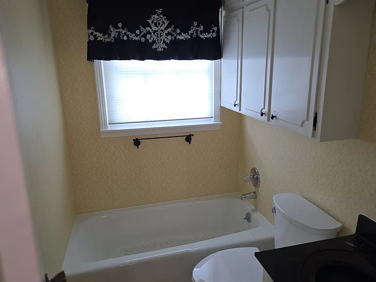 4410 Cold Springs Rd — Photo 7