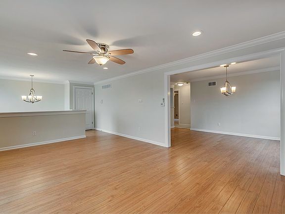 2nd Floor - Living/Dining