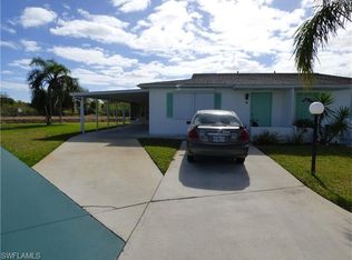 6 Dutch Iris Ln, Lehigh Acres, FL 33936