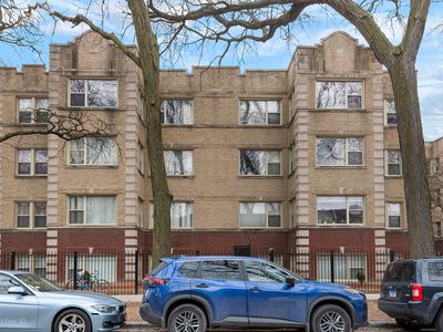 4853 N Harding Ave APT 1, Chicago, IL, 60625