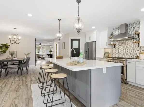 15354 Paseo Ajanta, San Diego, CA 92129