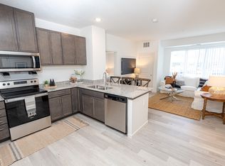 830 Wildwood Rd #18293215, Saint Paul, MN 55115