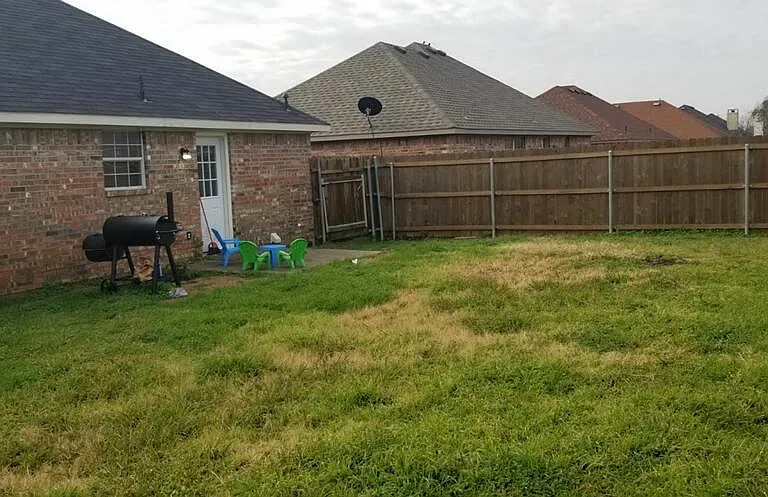 611 Oliver Ln — Photo 3