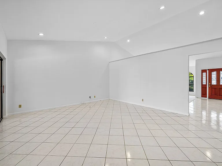 6005 Buena Vista Ct — Photo 34