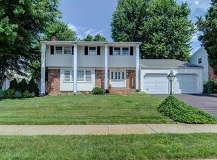100 Beechwood Ave, Edison, NJ