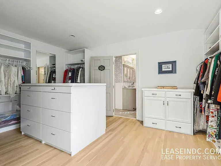 4927 Eskridge Ter NW — Photo 23