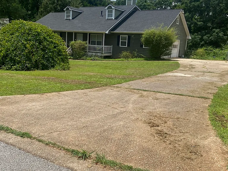 218 Benton Flds — Photo 2