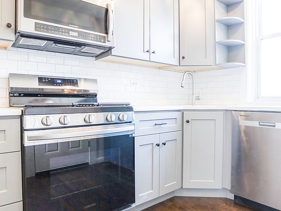5th image of 3947 N Hoyne Ave #1W