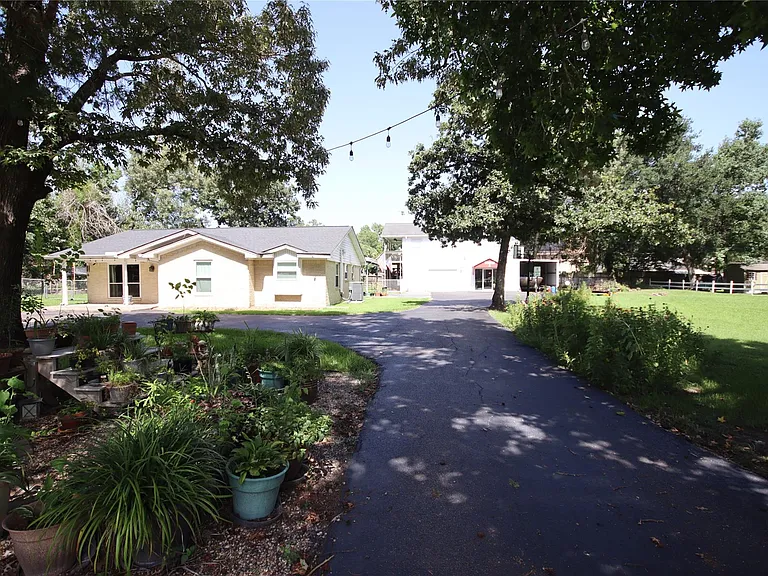 30210 E Geneva Dr — Photo 17