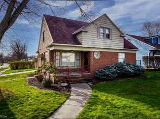 2060 Campus Rd, South Euclid, OH 44121