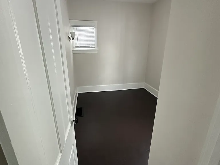 341 W Main St — Photo 12