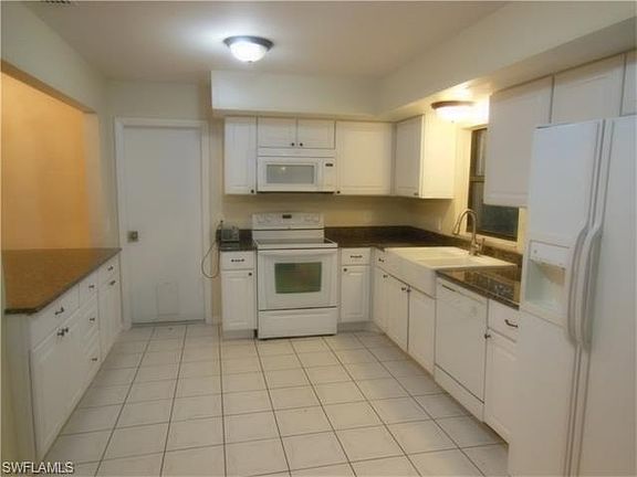 4th image of 1125 SW 46th Ter