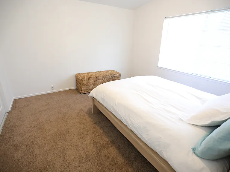 615 Alpha Ct #A — Photo 10