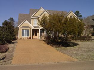 6003 Canvasback Dr, Oxford, MS 38655