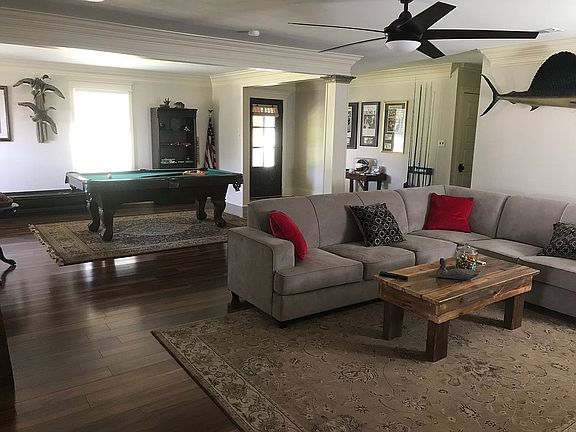 4th image of 1760 White Acres Dr