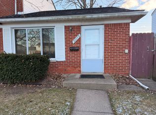 20176 Fifteen Mile Rd, Clinton Township, MI 48035