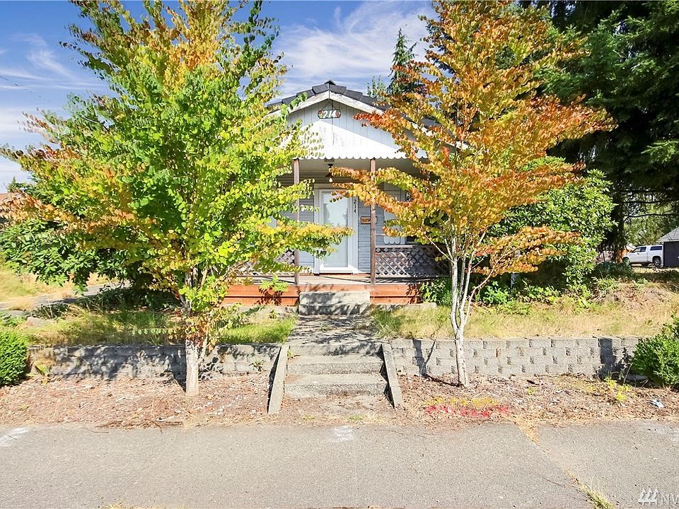 1st image of 214 M St NE