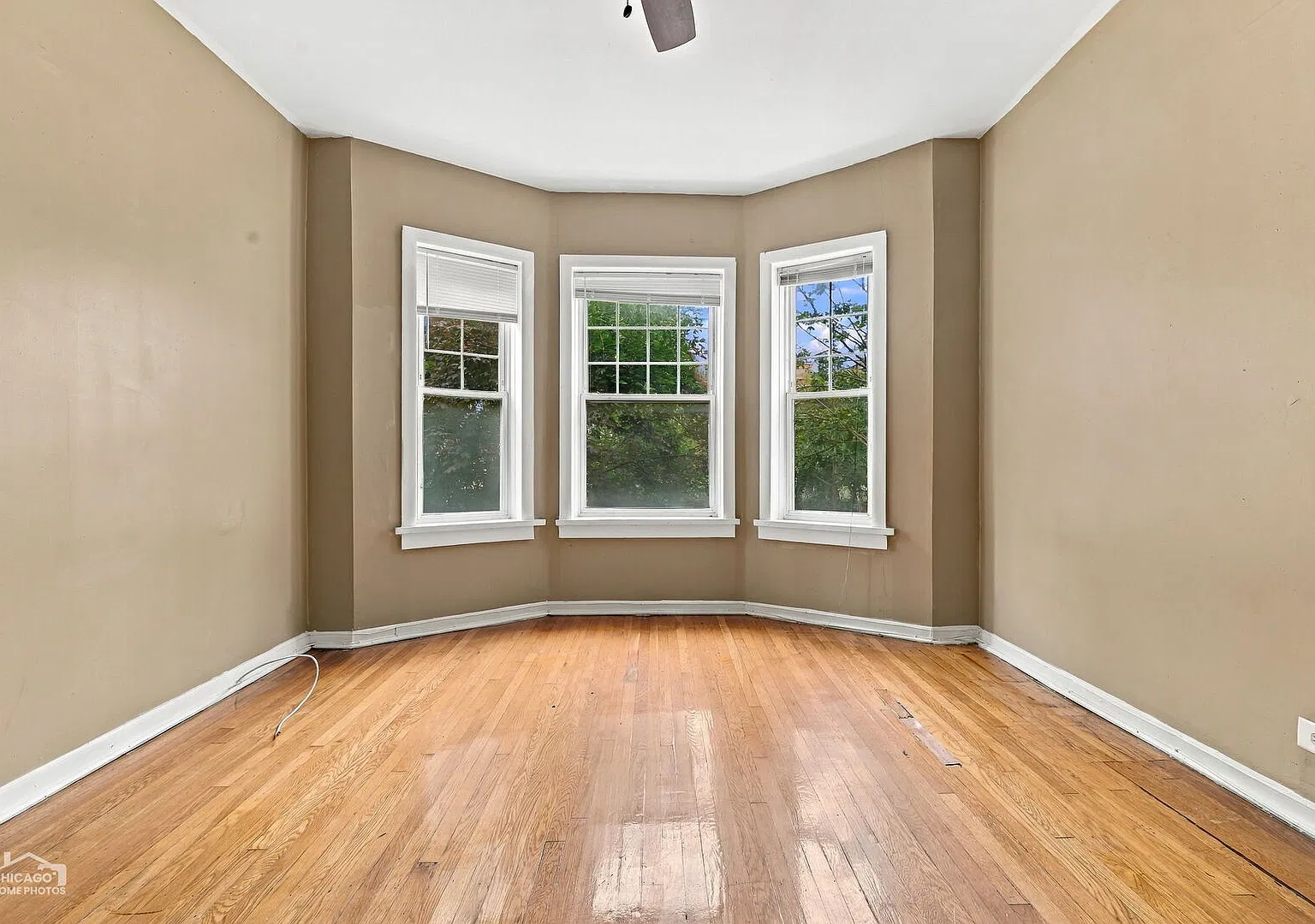 3 bed, $2,775 — Photo 3