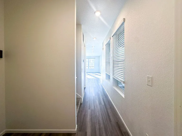 17430 Pacific Peak Cir — Photo 26