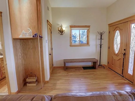 3rd image of 753 Ridgewood Dr