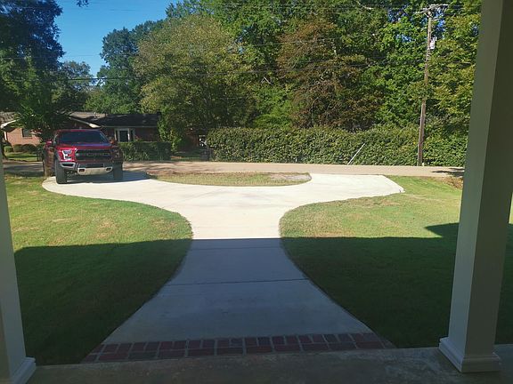 5th image of 118 Bostic Ave