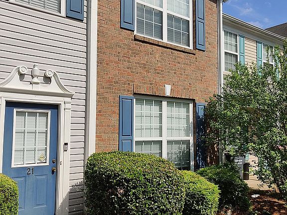 2nd image of 21 Highoak Dr NE