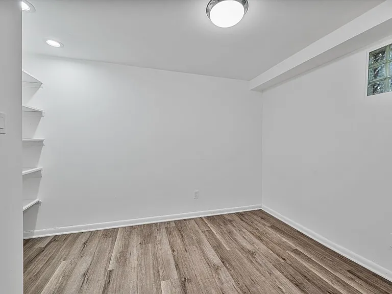 412 Lavergne Ave — Photo 5