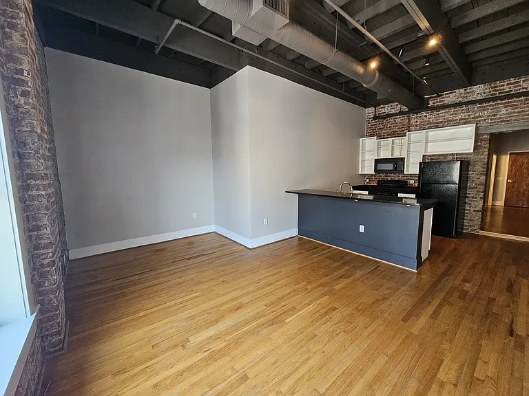 1417 Market St #35 — Photo 9