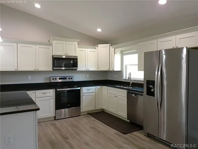 9252 N Agatha Dr — Photo 6