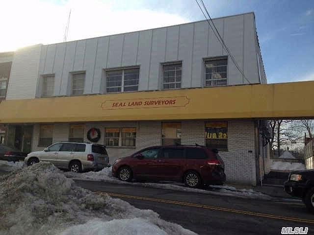 2nd image of 4314 162nd St