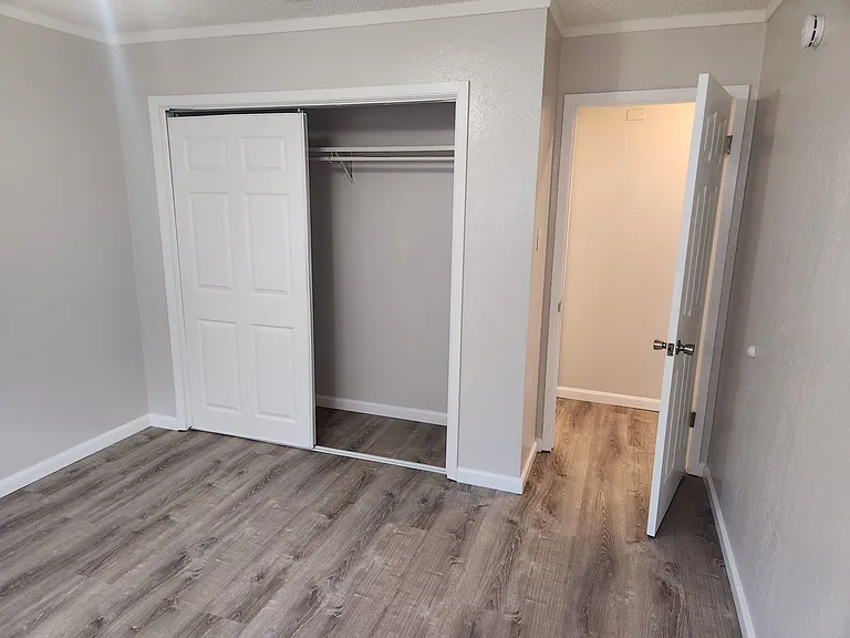 2 bedroom duplex, bed 2