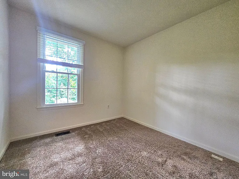 4802 Treasure Ct — Photo 23