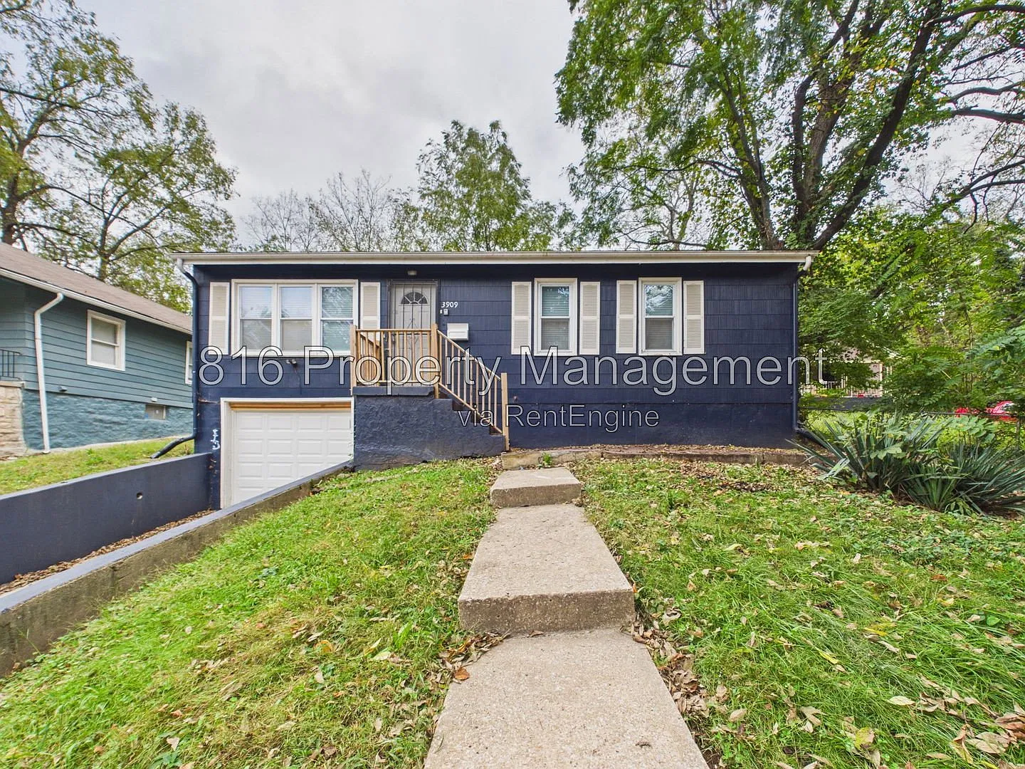 3 bed, 1.5 bath, 912 sqft, $1,395 — Photo 1