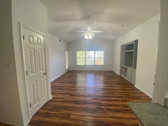 3rd image of 1501 Partin Dr APT 213