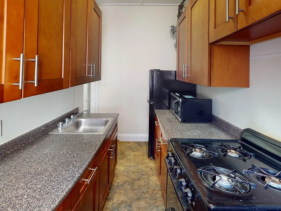 1165 Boylston St #2B