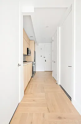 Rented by Watermark Capital Management LLC | media 4