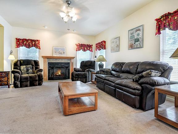 4th image of 309 Marc Dr