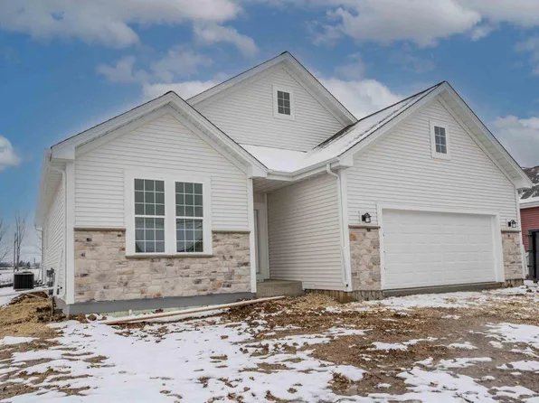 W218N16055 Tiger Lily DRIVE, Jackson, WI 53037