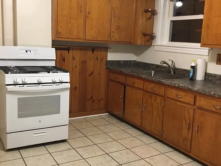 517 Pine St #3 — Photo 14